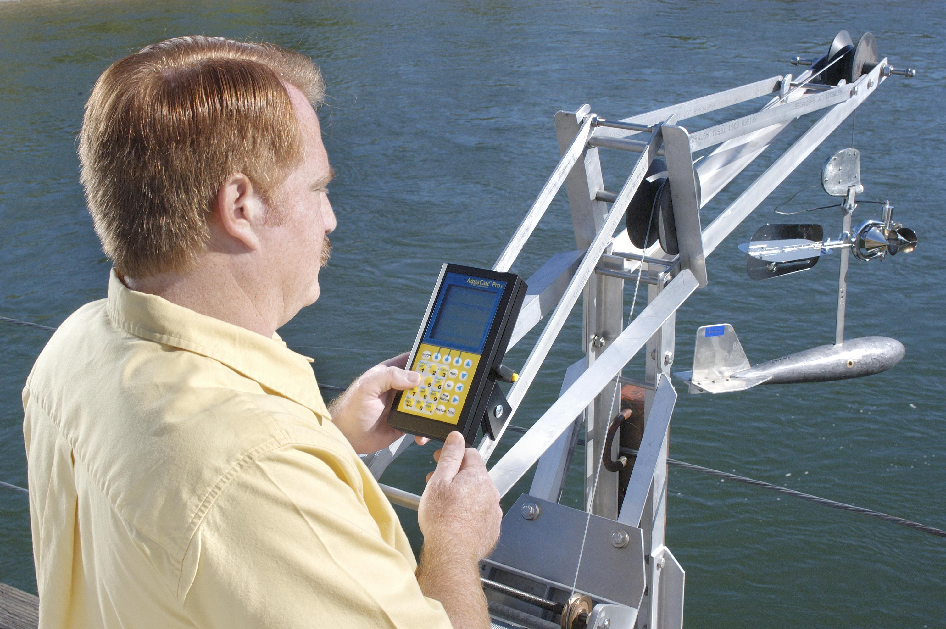 AquaCalc_Pro_Plus_on_Bridge_Crane2